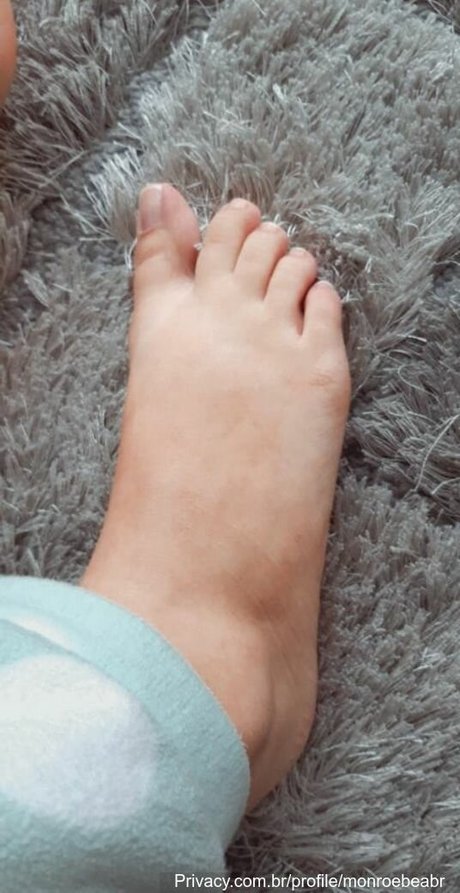 MonroeBeaBr new onlyfans leaks