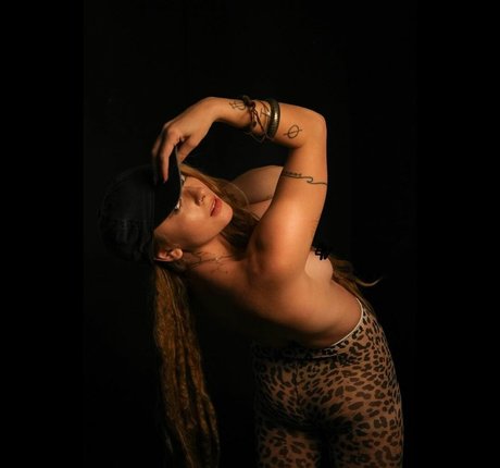 Eliza Grace onlyfans sex leaks