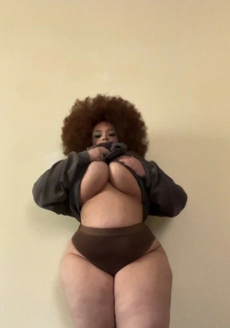 Nikkie Ginger onlyfans porn free