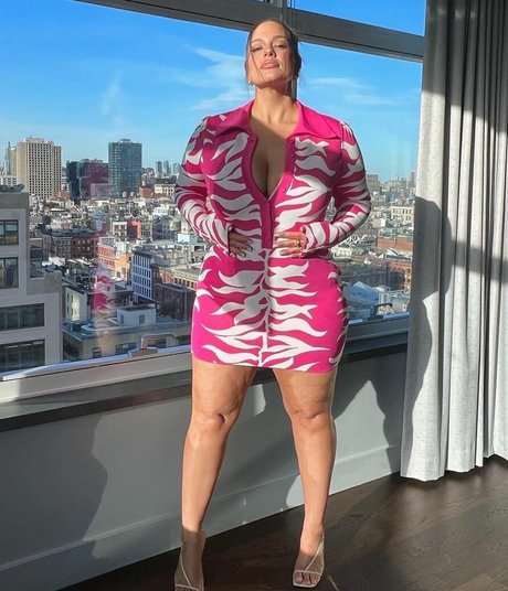 Ashley Graham onlyfans naked