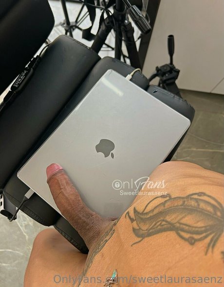 sweetlaurasaenz onlyfans model