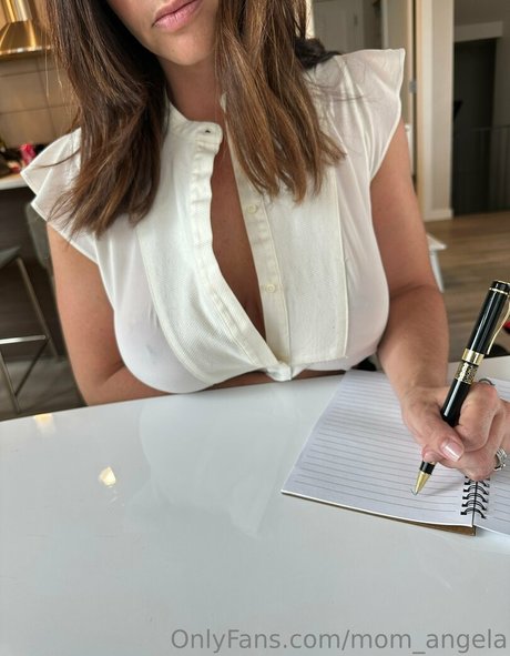 angelagrey xoxo onlyfans archive