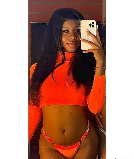 Giuliavalencia onlyfans sextape leak