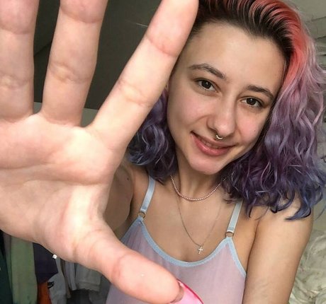 leliloo onlyfans leaked pictures