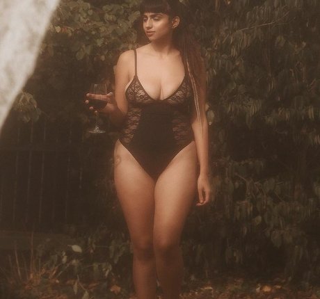 Mays Benatti leaked nude onlyfans