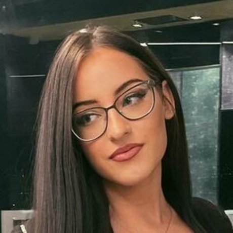 Veszprem Megye onlyfans striptease