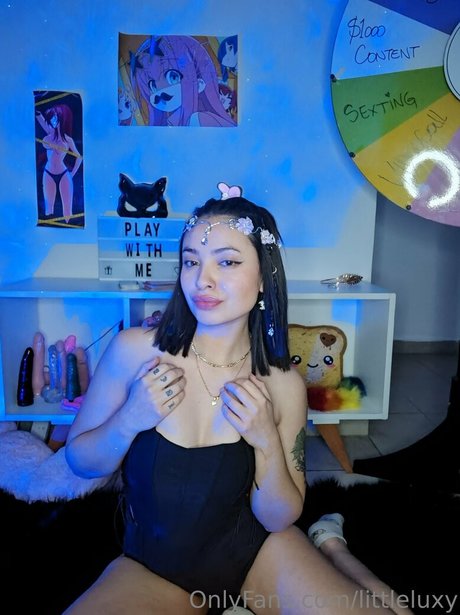 littleluxy onlyfans nudes leak