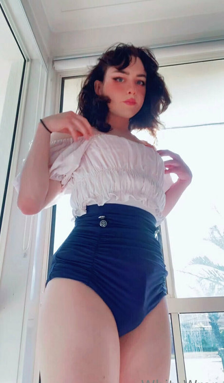 xwhitewrenx nude onlyfans porn