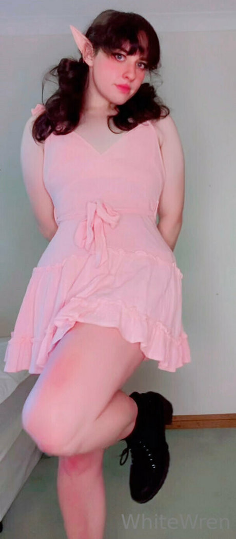 xwhitewrenx onlyfans photos