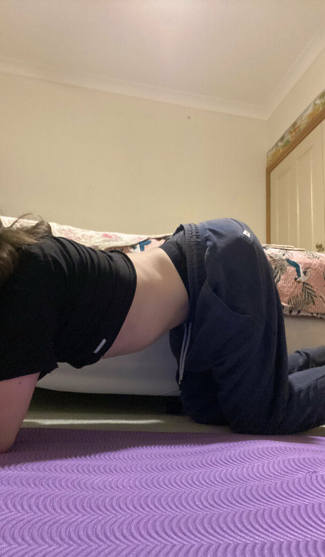 xwhitewrenx nude onlyfans pics