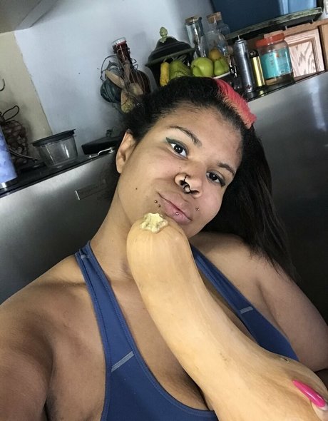 amazon leee nude only fans