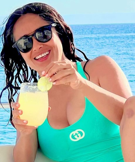 Salma Hayek porn onlyfans leaks