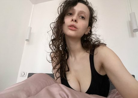 helgaamor onlyfans creator