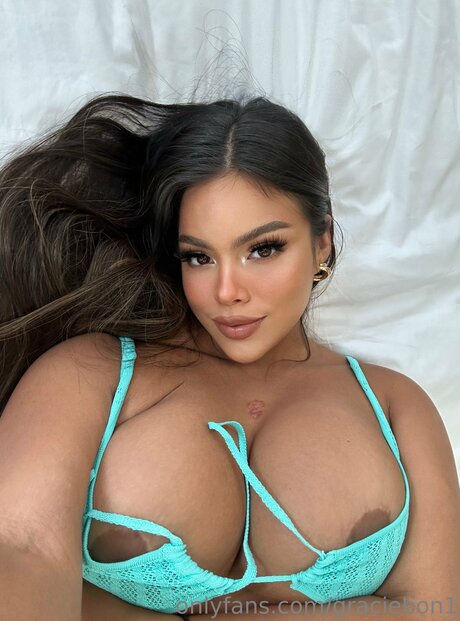 graciebon2 onlyfans sextape leak