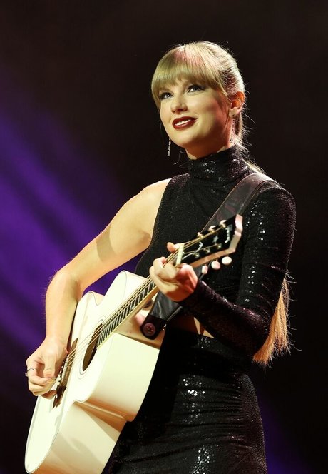 Taylor Swift nude onlyfans porn