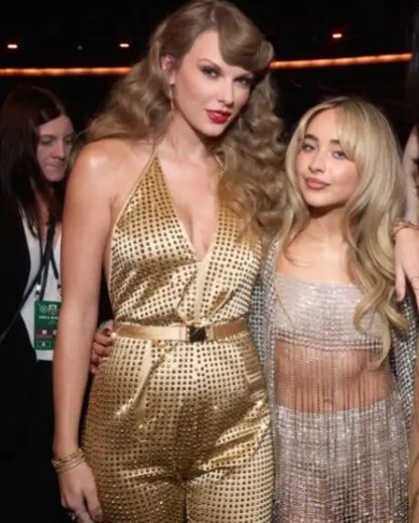 big tits redhead onlyfans porn depiction