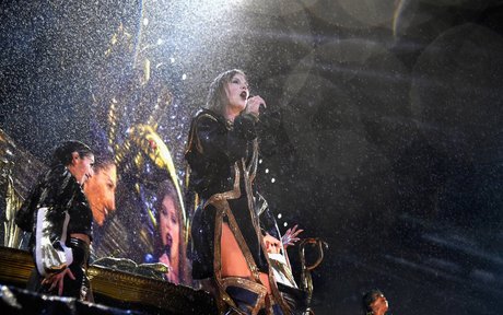 Taylor Swift Profile pic