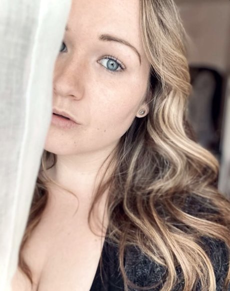 Quebecoises onlyfans nudes leaked