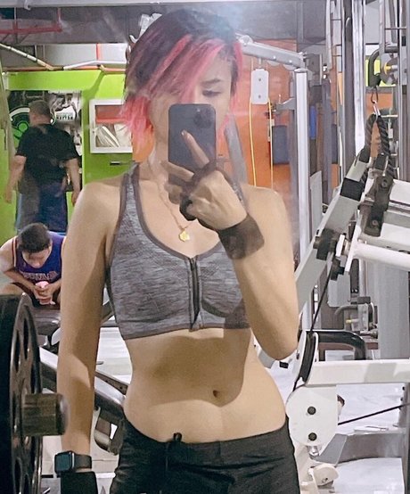 Charechii onlyfans leaked