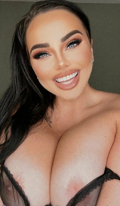 bosnianbeautyy onlyfans nude tits