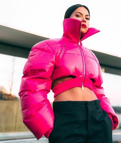 Apostoleanu naked onlyfans