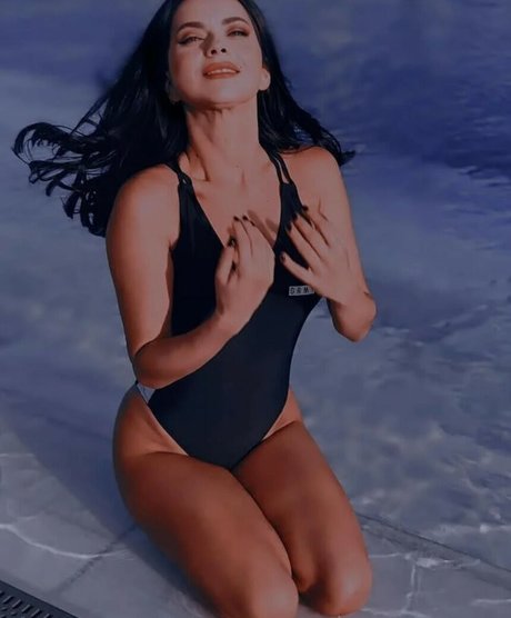 Apostoleanu onlyfans naked leaked