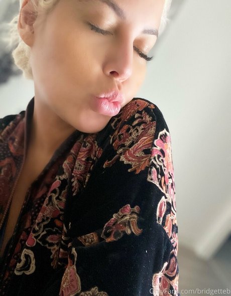 bridgetteb Profile pic