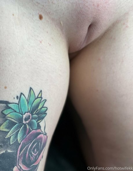 hotwifekk onlyfans nude porn