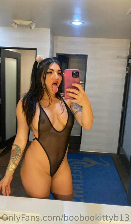Boobookittyb13 onlyfans images