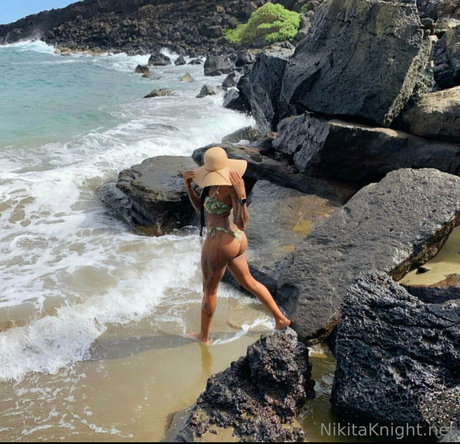 iamnikitaknight onlyfans porn leaked