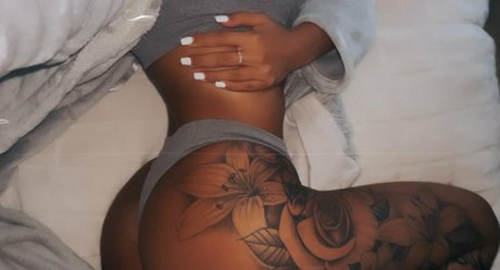 scarlettfoxvip onlyfans naked pics