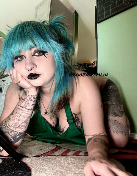 boozygremlin onlyfans fuck