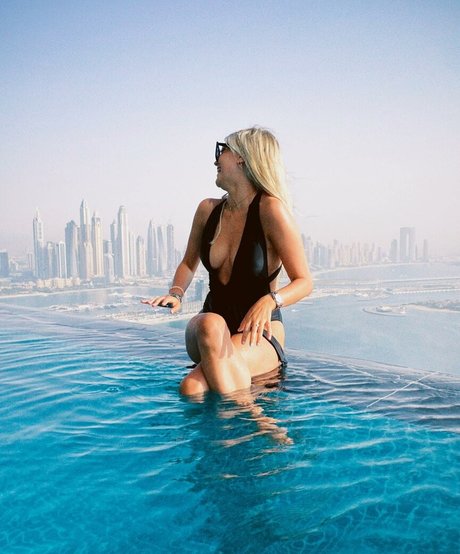 Lucy Fallon ass onlyfans