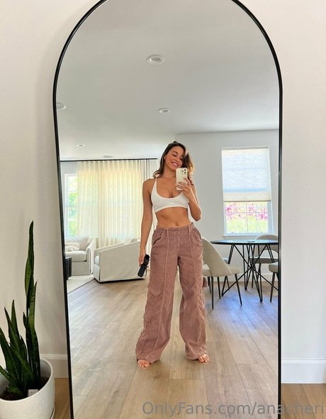 anacheri xxx onlyfans