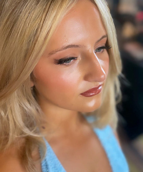 Daisy Campbell Profile pic