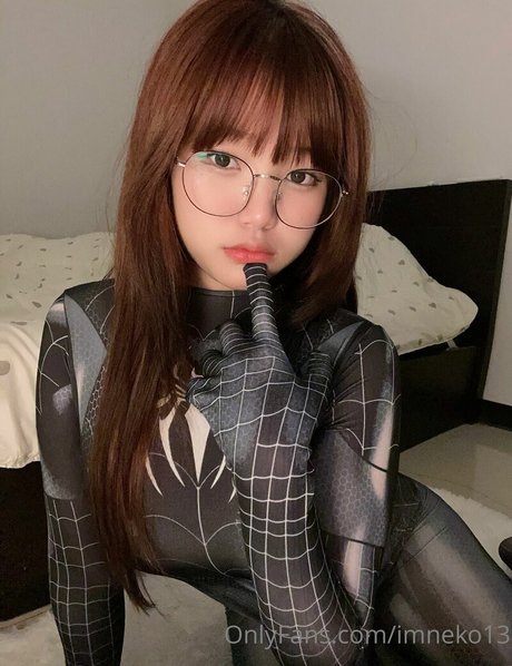 blonde secretary onlyfans pretty candids