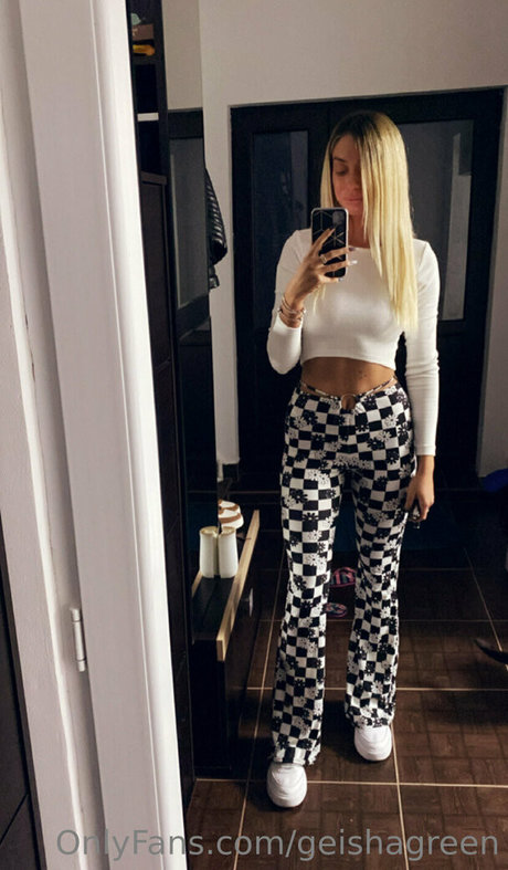 geishagreen leaked only fans nudes