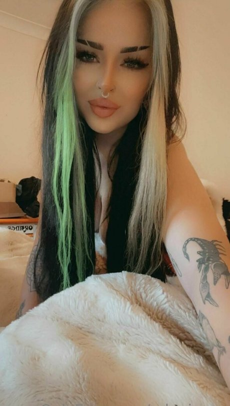 edenivyxo topless onlyfans