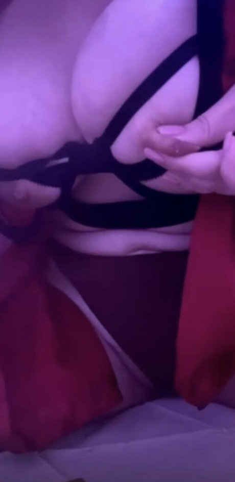 Angie Khoury onlyfans leaked.