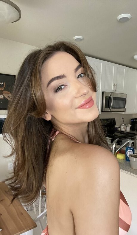 Novaleesi onlyfans picture