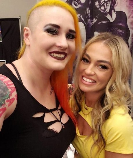 Alisha Edwards is on onlyfans