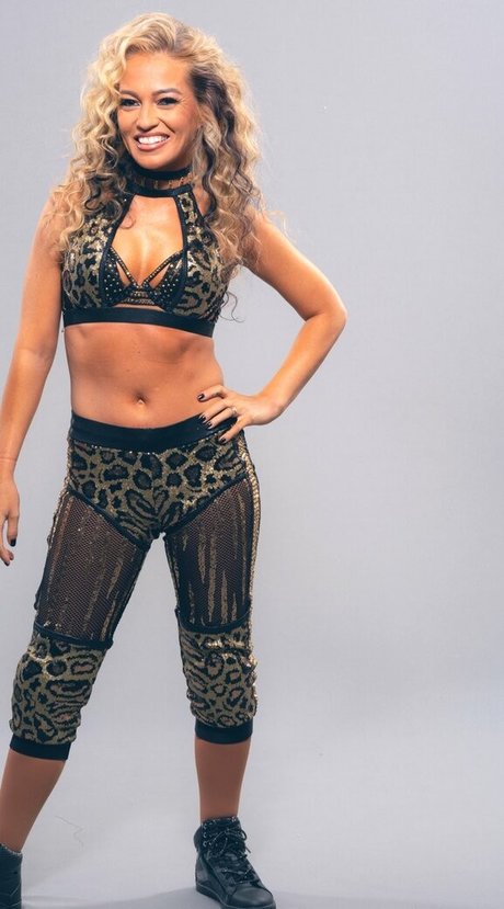 nude milf onlyfans sexy xxx self-portrait