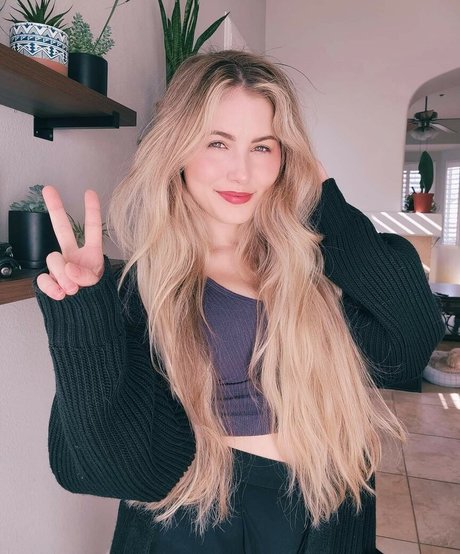 Nicki Taylor Profile pic