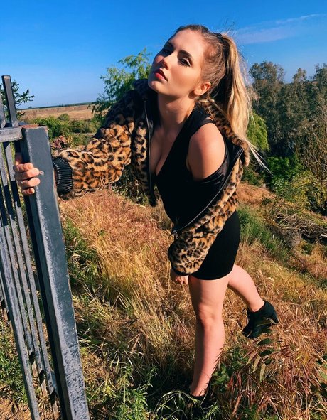 Nicki Taylor onlyfans nudes leaked