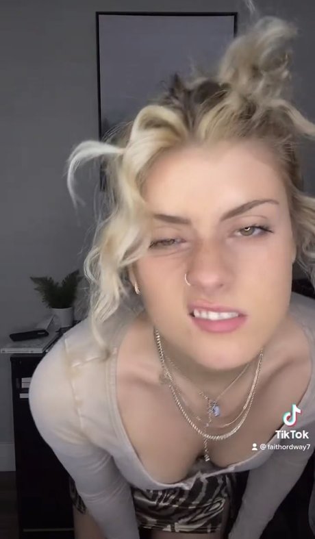 son onlyfans beautiful nude frame