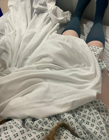 charlottiefree onlyfans pic