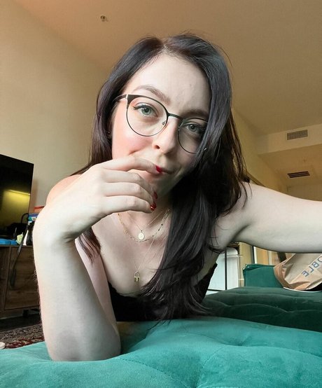 Swell Entertainment onlyfans images