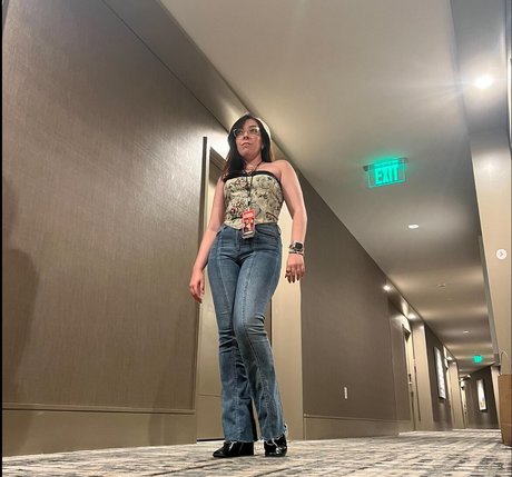 Swell Entertainment onlyfans leaks nude