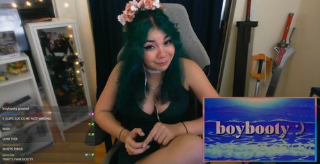 Tiffany Lockheart Profile pic