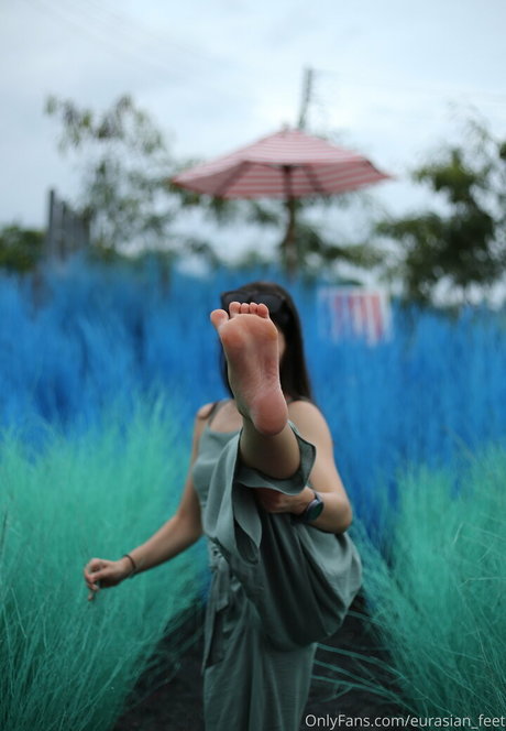 eurasian feet onlyfans nide